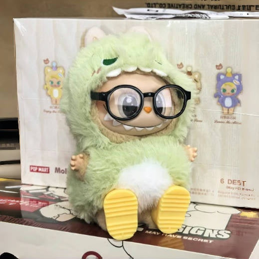 Plush toys, pendants, fabric clothes, dinosaur sets and accessories